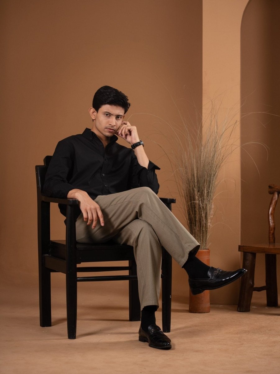 SOLID Black Shirt - BazeLine